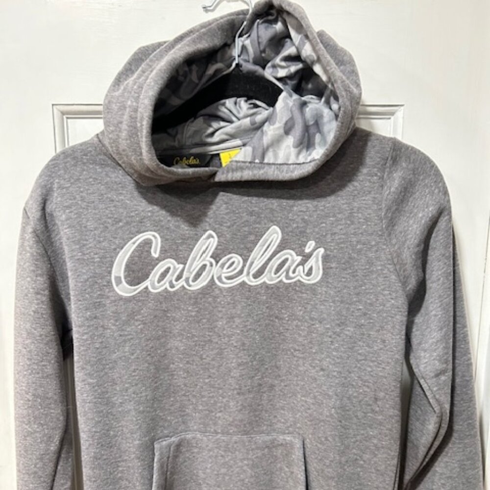 NEW "Cabela's" Youth Sweatshirt - L